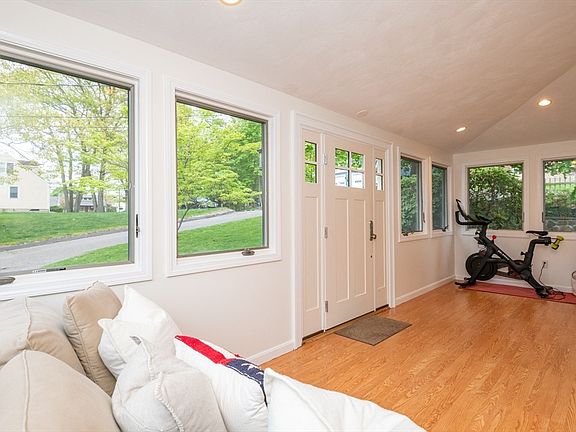 4th image of 2 Parkwood Rd
