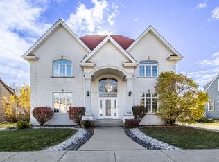 7003 W 96th St, Oak Lawn, IL 60453