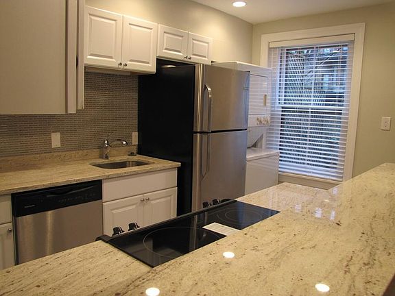 4th image of 164 W Canton St #1