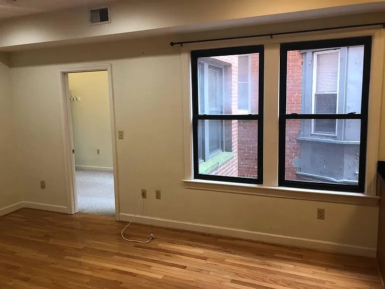 1321 Fairmont St NW #206 — Photo 12