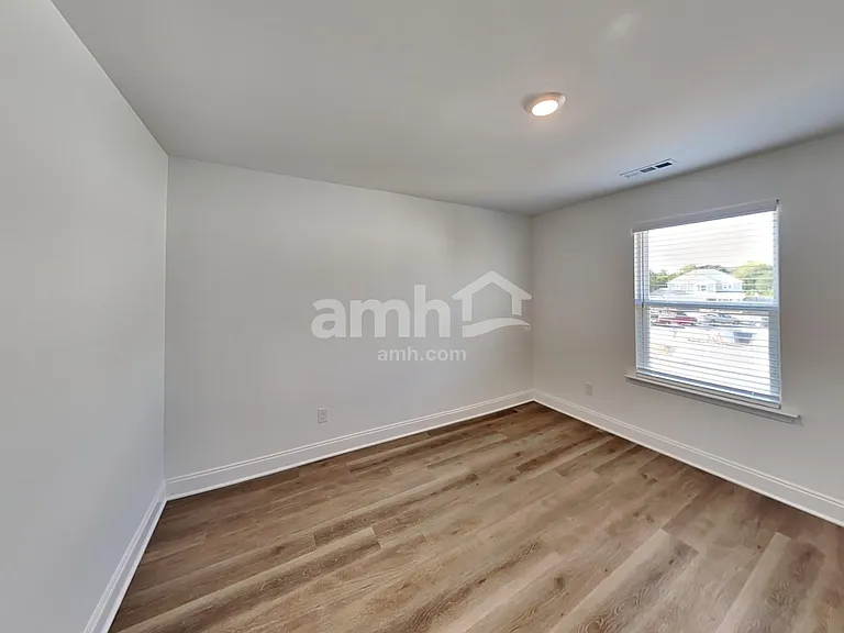 5340 Trust Dr — Photo 23