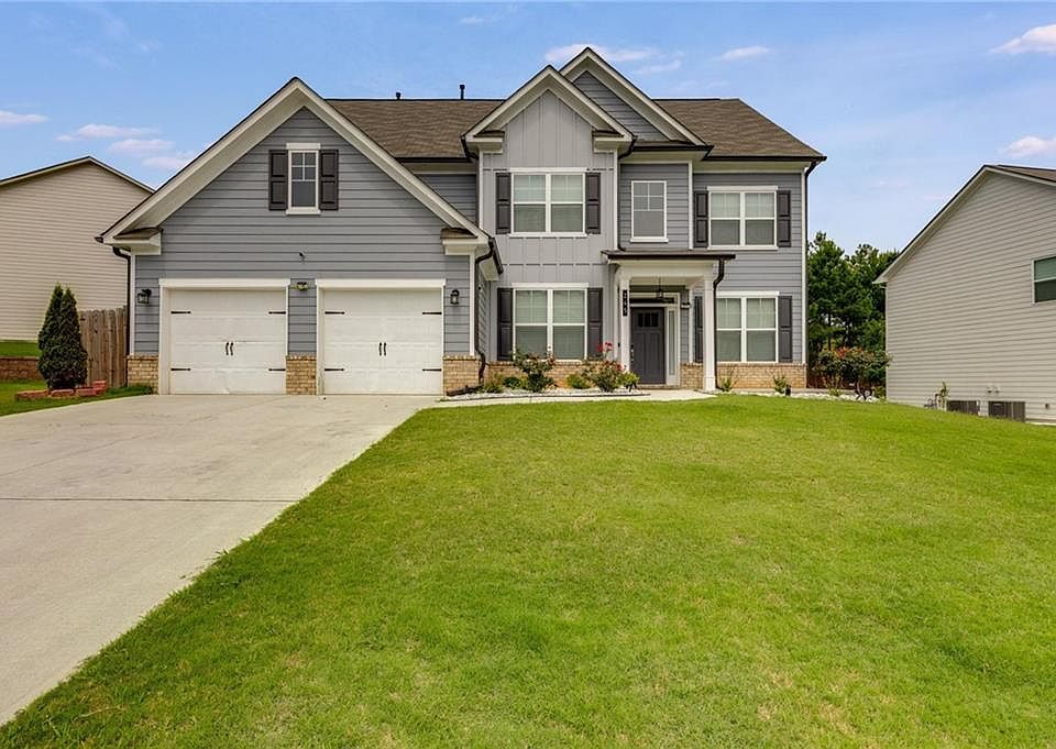 1st image of 245 Crestbrook Ln