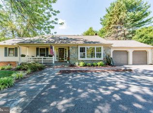 15200 Wycliffe Ct, Rockville, MD 20853