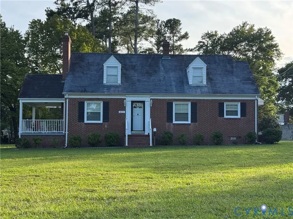 421 Laurel St, Emporia, VA 23847
