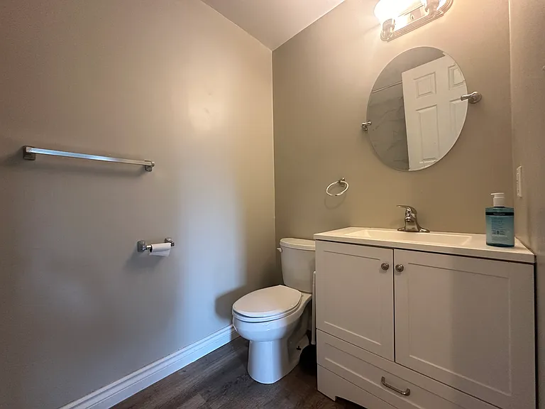 871 Chapel Rd — Photo 14