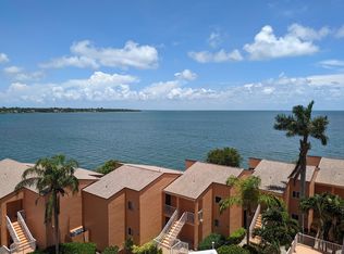 7432 Sunshine Skyway Ln S APT 602, Saint Petersburg, FL 33711