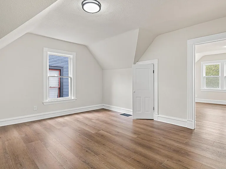 3401 Pillsbury Ave S — Photo 17