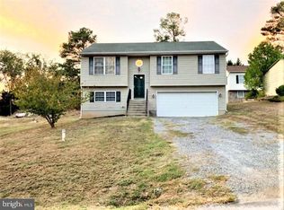 23264 Hilltop Dr, Bushwood, MD 20618