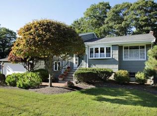 6 Franklin Rd, Sharon, MA 02067