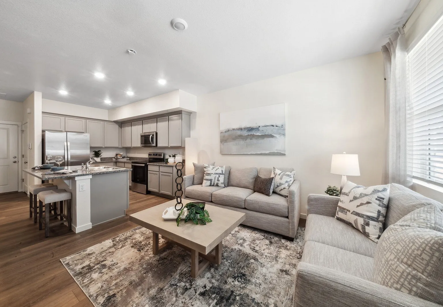Avenza Townhomes — Photo 2