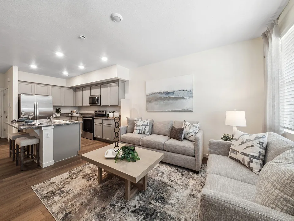Creekside Townhomes Living Area