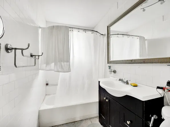 1011 Banner Avenue image 19 of 23