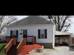 910 Windsor St, Boonville, MO 65233