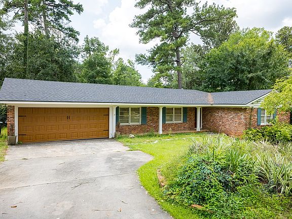 3rd image of 1211 Dellwood Dr