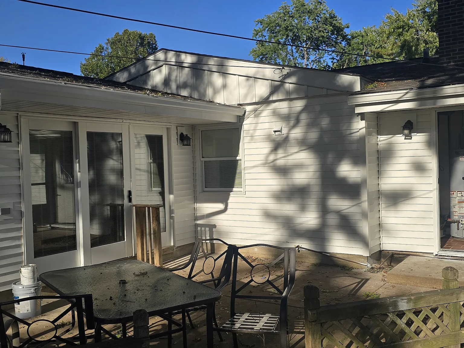4 bed, 1368 sqft, $1,875 — Photo 3