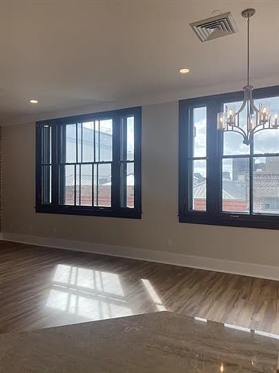 215-225 Decatur St — Photo 5
