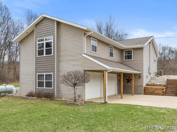 29535 22nd Ave, Gobles, MI 49055
