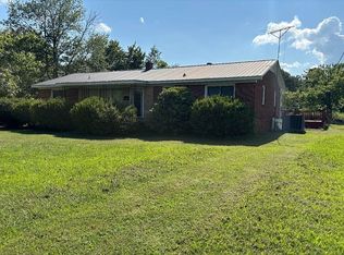 206 Chandler Dr, Hohenwald, TN 38462