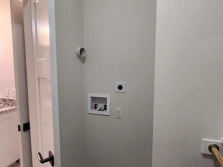 San Jose Apartments — Photo 9