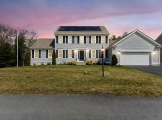 55 Oldfield Rd, Bridgewater, MA 02324
