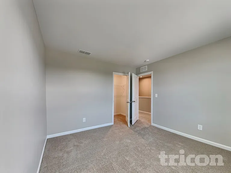 104 Cavesson Ave — Photo 11