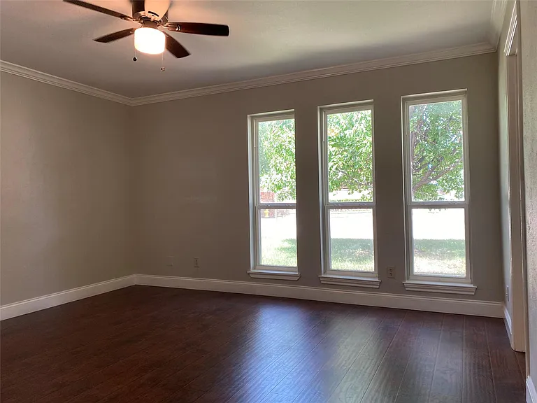 161 S Heartz Rd — Photo 5