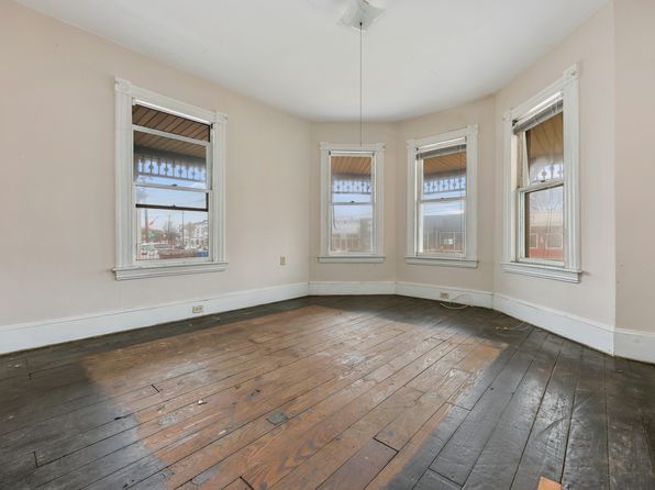 bridgeport-connecticut-448357353 picture