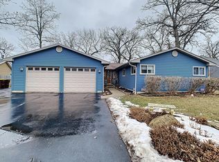 4421 Bay View Dr, Crystal Lake, IL 60014