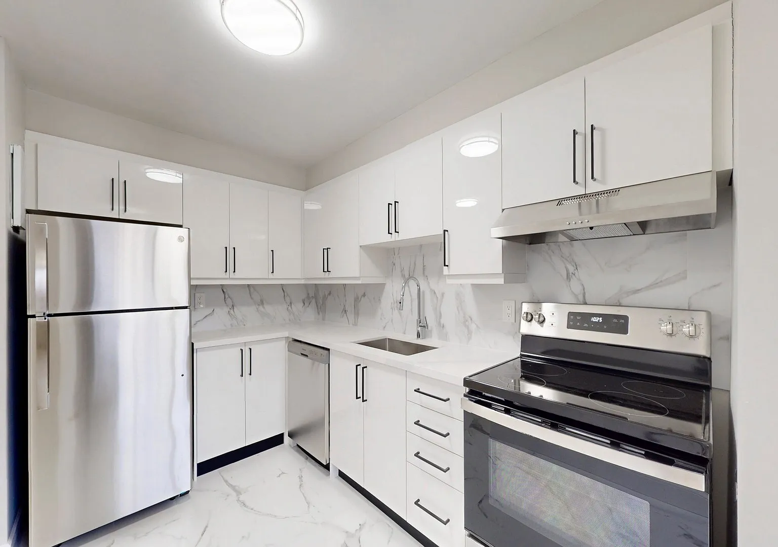 345 Merton Street — Photo 1