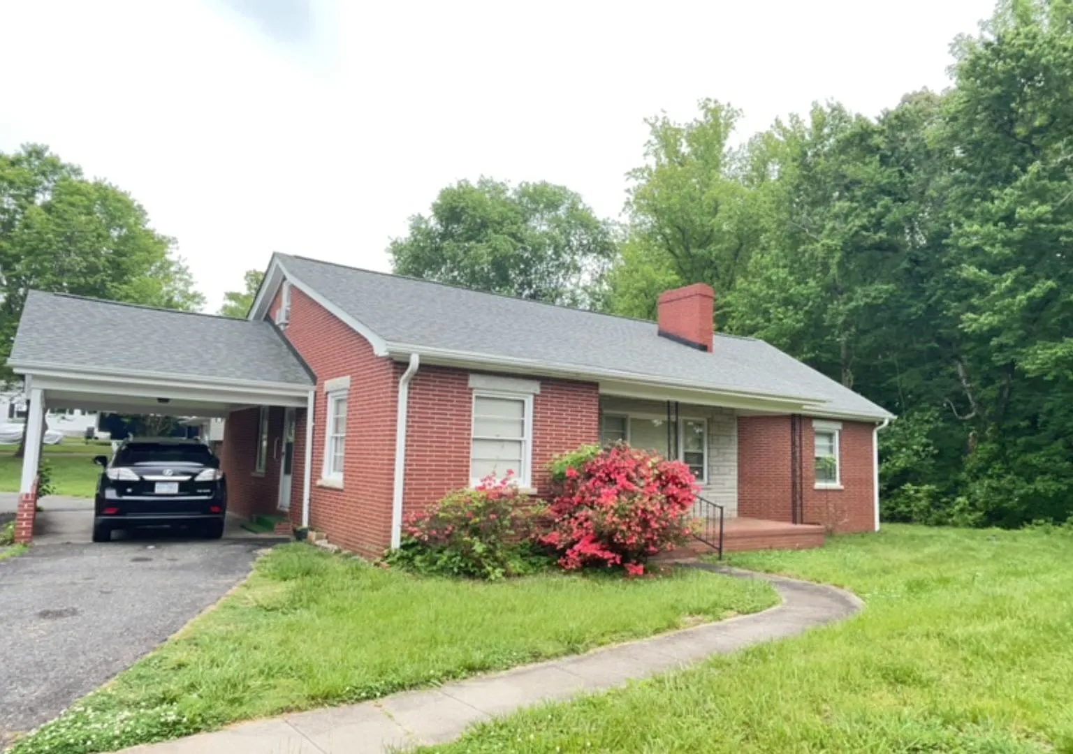 4 Bed 2 Bath Home Mount Airy, NC — Photo 1