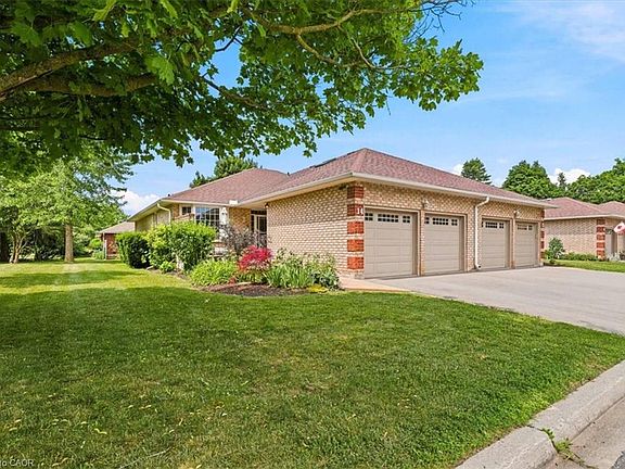 2nd image of 75 Beasley Cres #14
