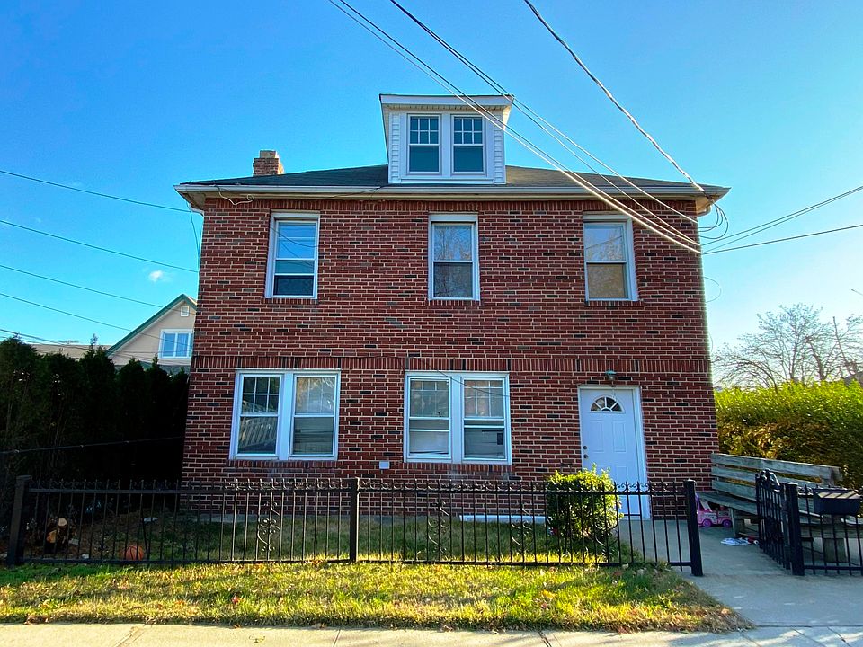 2nd image of 341 Mallory Ave