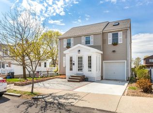 88 Garland St #88, Chelsea, MA 02150