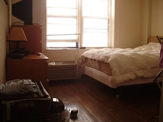 Rented by City Connections Realty | media 34