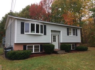 60 Lunt Rd, Newport, ME 04953