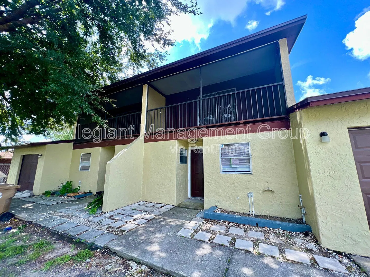 2 bed, 2.5 bath, 1136 sqft, $1,449 — Photo 2