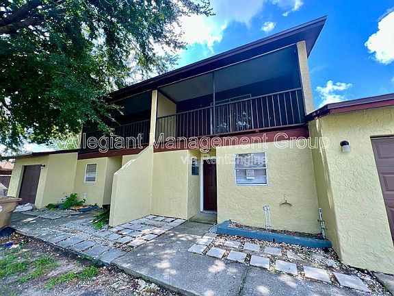 2nd image of 624 Royalty Ct Unit A