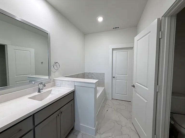760 Cavitt Ct — Photo 14