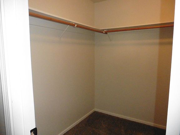 5th image of 3588 Auburn Dr