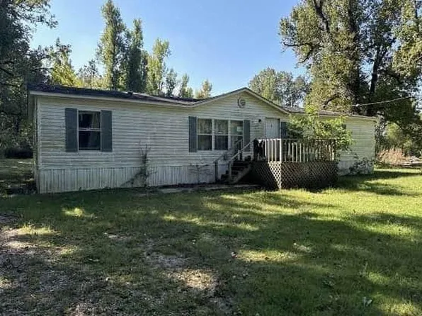 3004 Autumn Hills Rd, Star City, AR 71667