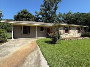 3838 Arrowhead Dr, Slidell, LA 70458