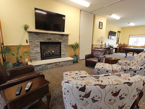Community Center - Lounge Area