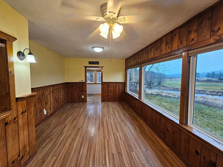 3710 E Chattaroy Rd — Photo 10