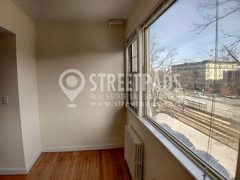 1317 Commonwealth Ave #304 — Photo 16