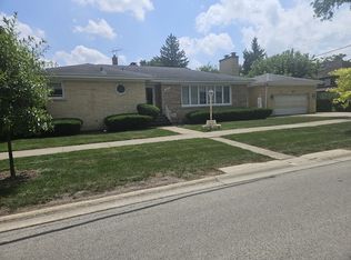 7233 W Monroe St, Niles, IL 60714