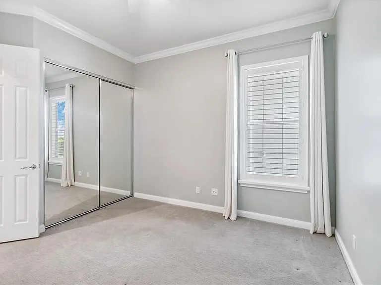 11819 Batello Ln — Photo 19