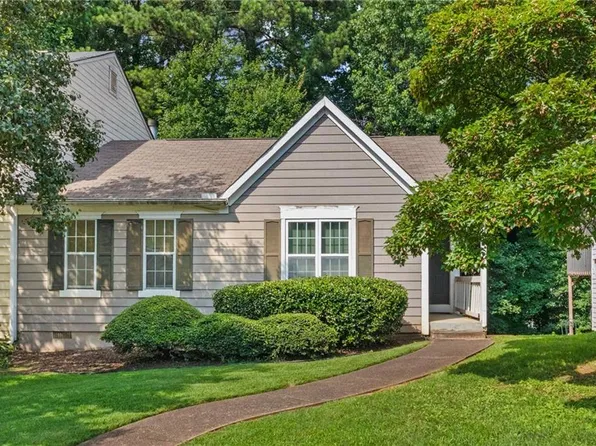 1041 Plantation Way NW, Kennesaw, GA 30144