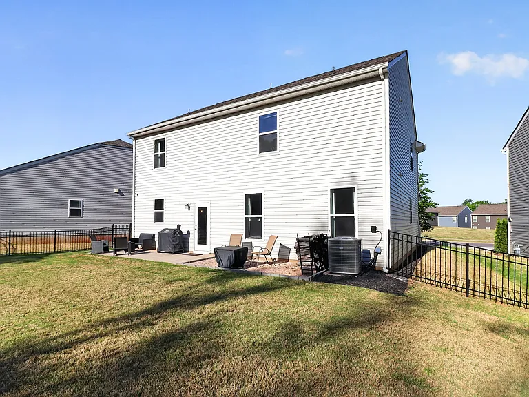 7132 Wheyfield Dr — Photo 34