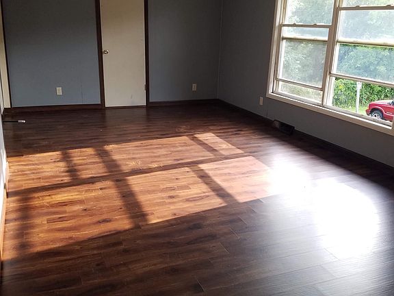 3rd image of 4035 10th St #10718153