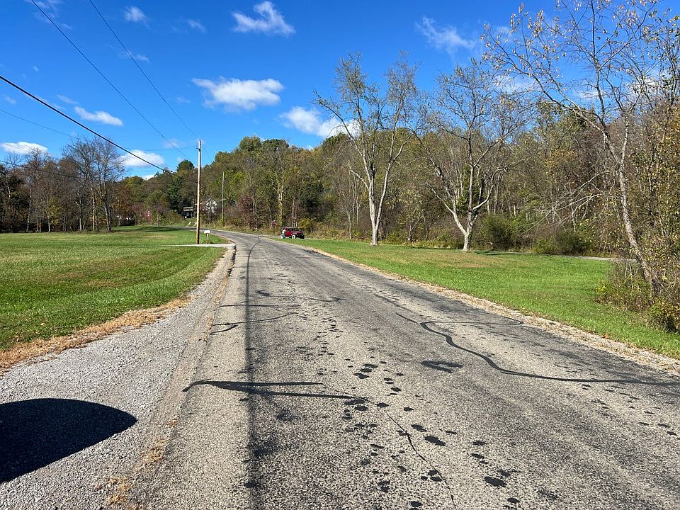 2nd image of 350 Stanford Rd